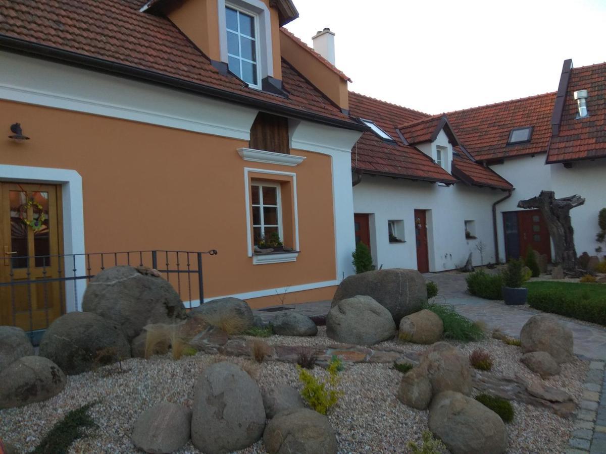 Hotel Restaurace Cp.2 Slapy  Exterior foto